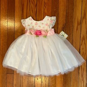 NWT Girls Floral Dress with Tulle Skirt